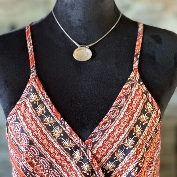 Dressy Tank Top - M - Picture 2 of 5